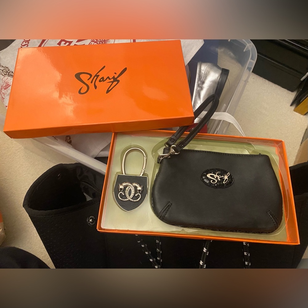 NEW w/gift box-Sharif Buttery Leather Wristlet & Keychain Set